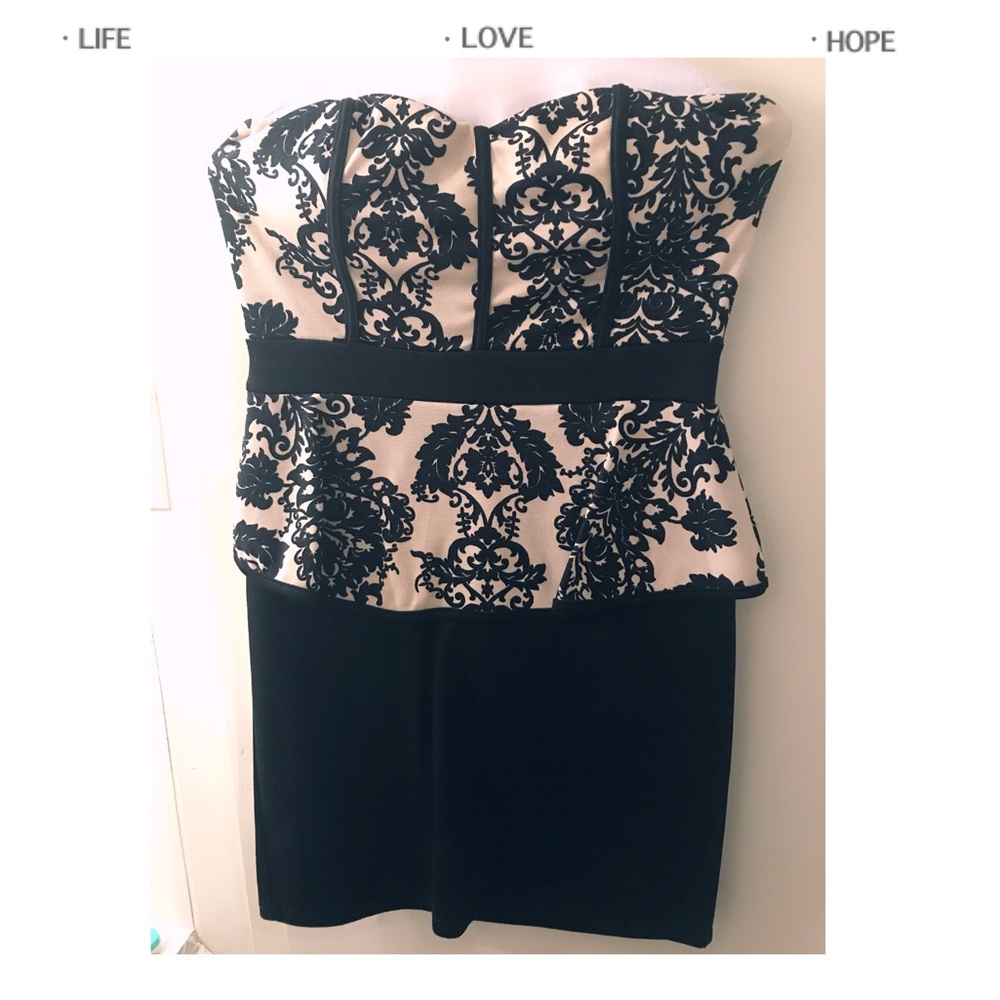 Black An white dress
